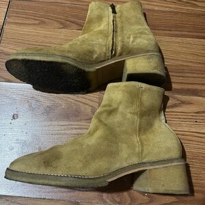 Women’s Clark’s Brand Tan Suede Ankle Boots